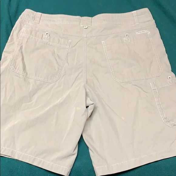 Pacific Trail hiking shorts 38/9 - Picture 2 of 5